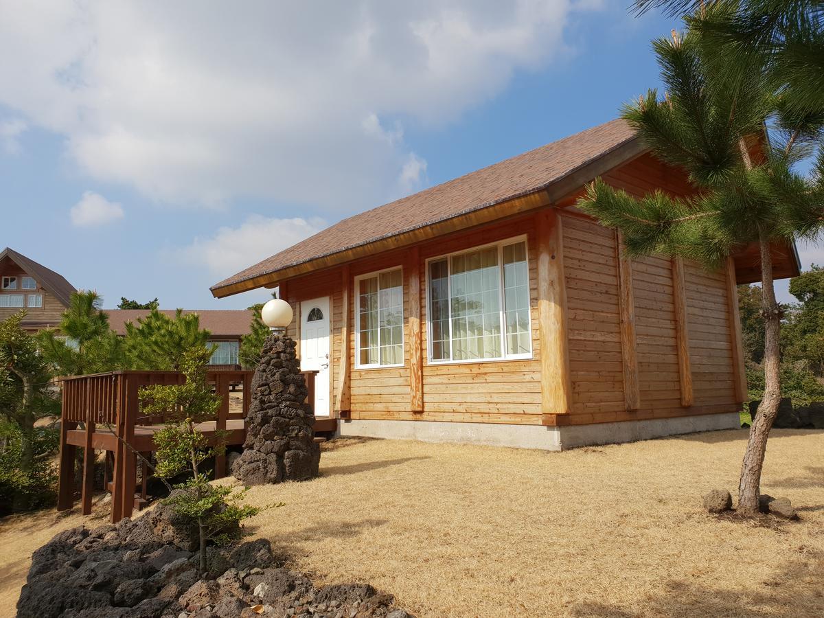 Jeju Bille Log Pension Seogwipo Ngoại thất bức ảnh